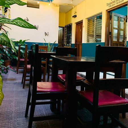 Hostal Fachente León Εξωτερικό φωτογραφία