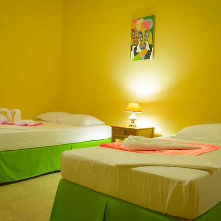 Hostal Fachente León Εξωτερικό φωτογραφία