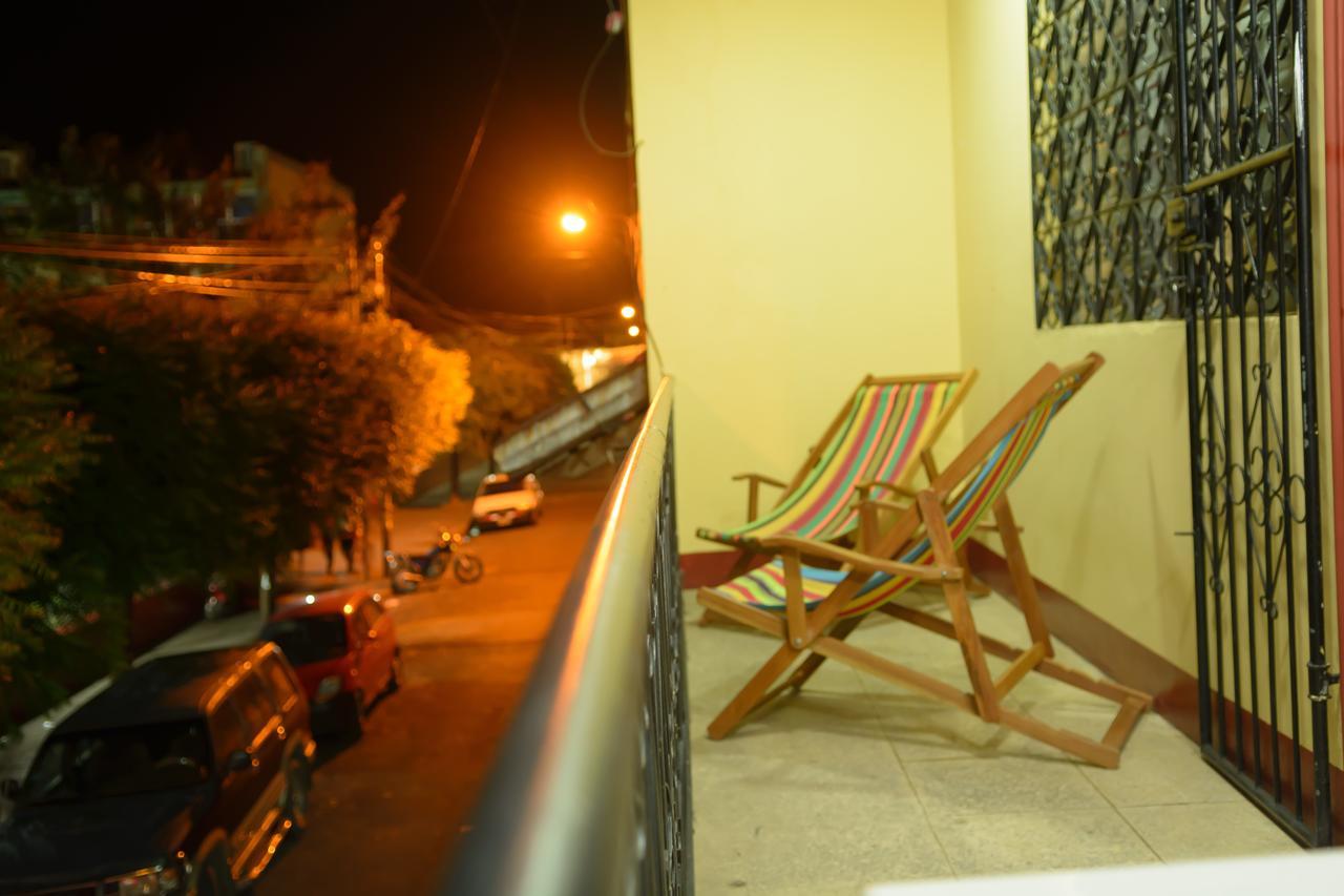 Hostal Fachente León Εξωτερικό φωτογραφία