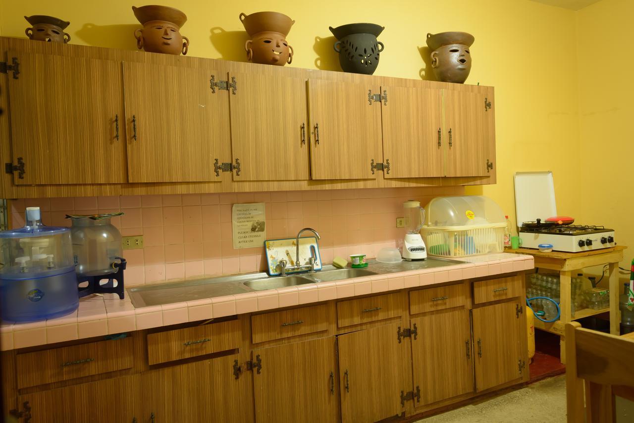 Hostal Fachente León Εξωτερικό φωτογραφία