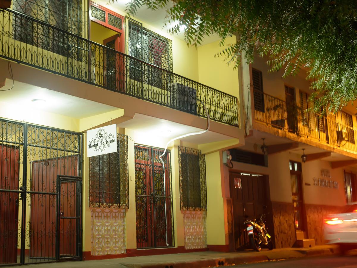 Hostal Fachente León Εξωτερικό φωτογραφία