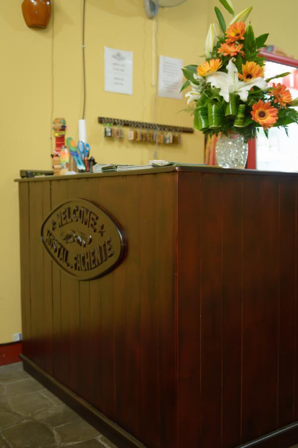 Hostal Fachente León Εξωτερικό φωτογραφία