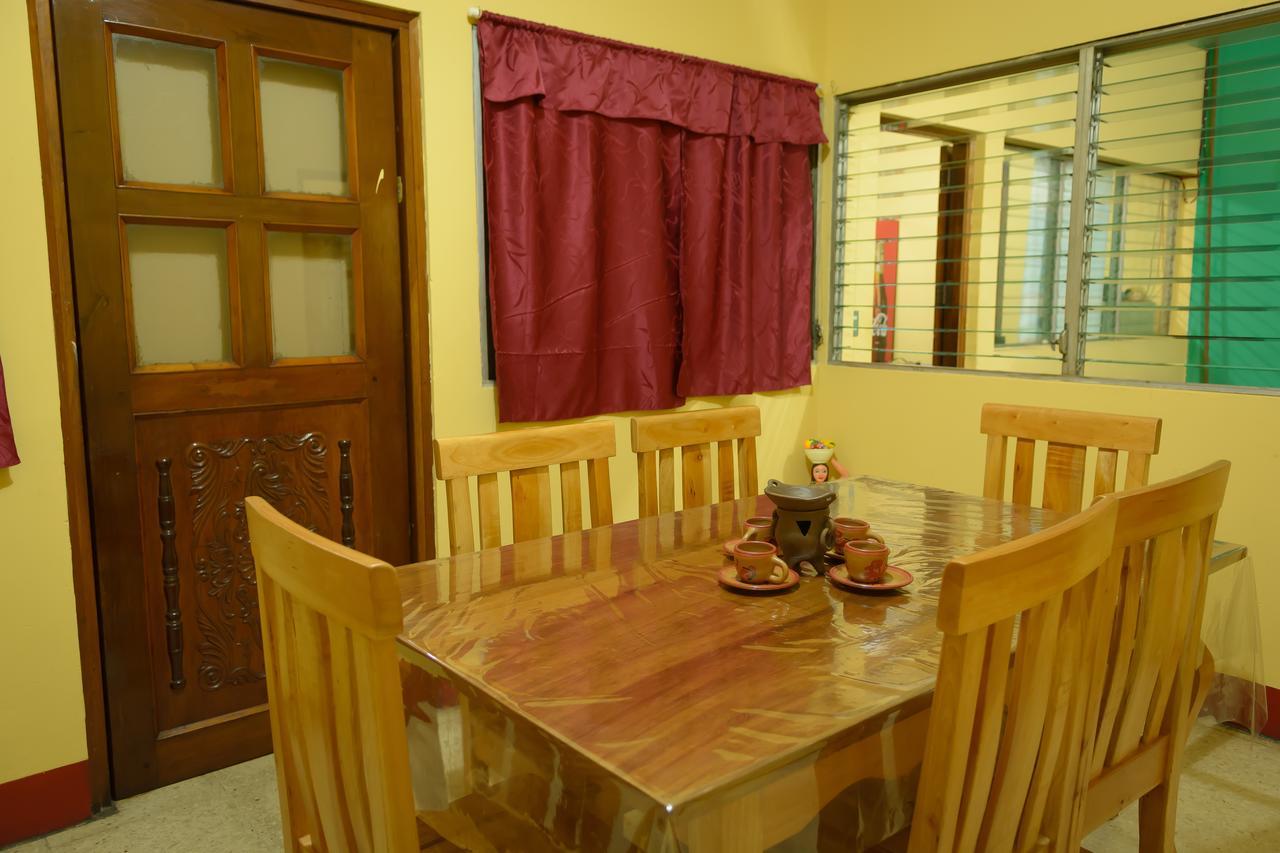 Hostal Fachente León Εξωτερικό φωτογραφία